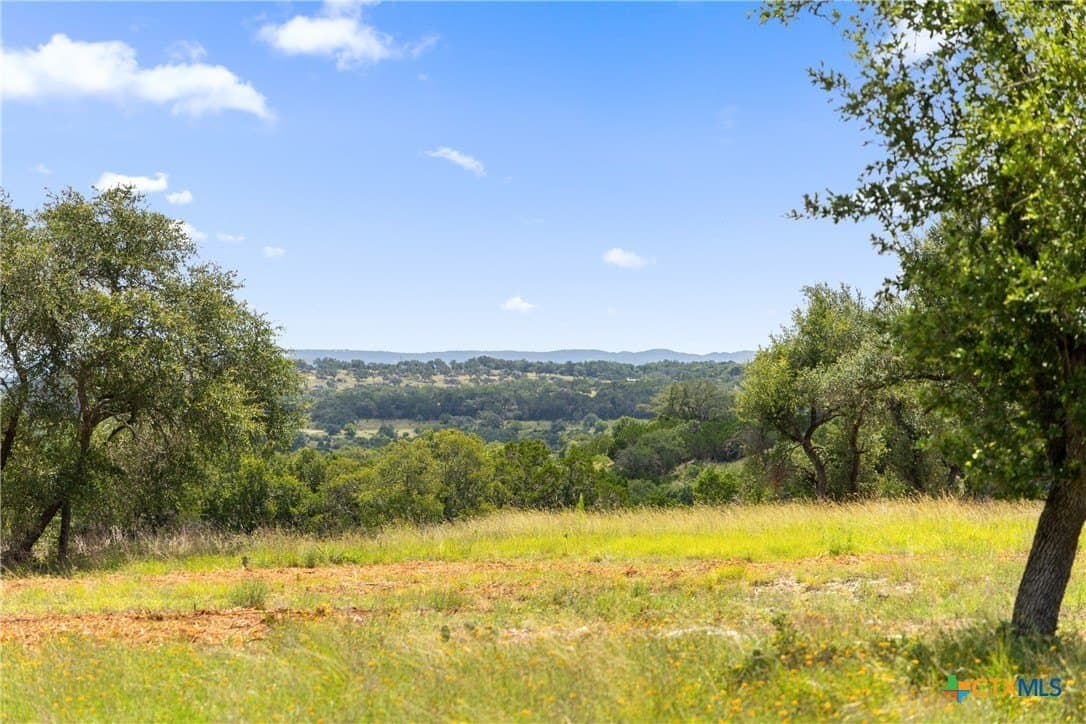 2.67 acres in Comal County - photo 4