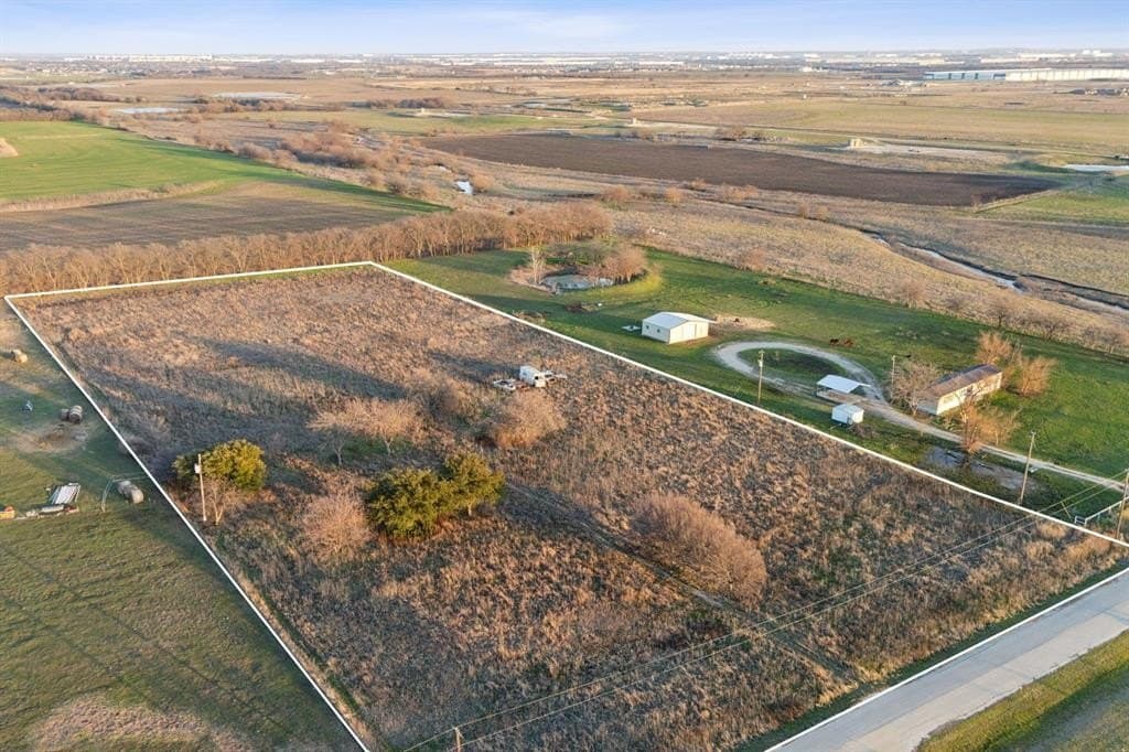 5 acres in Denton County - photo 5