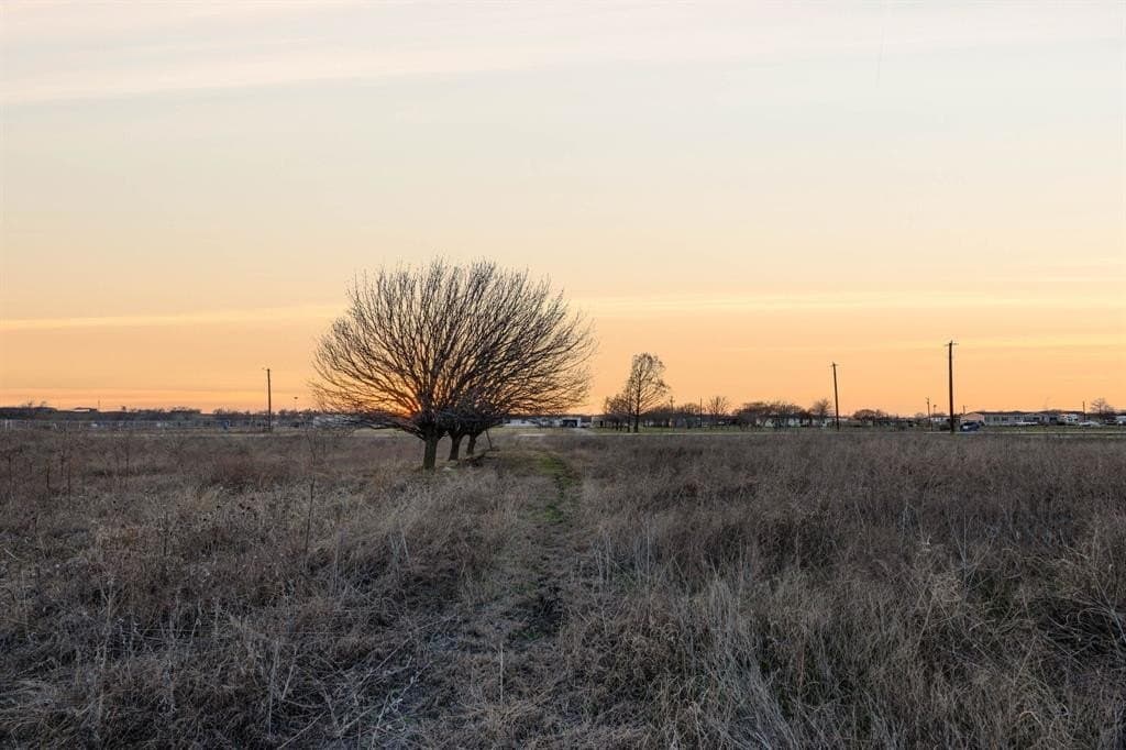 5 acres in Denton County - photo 4