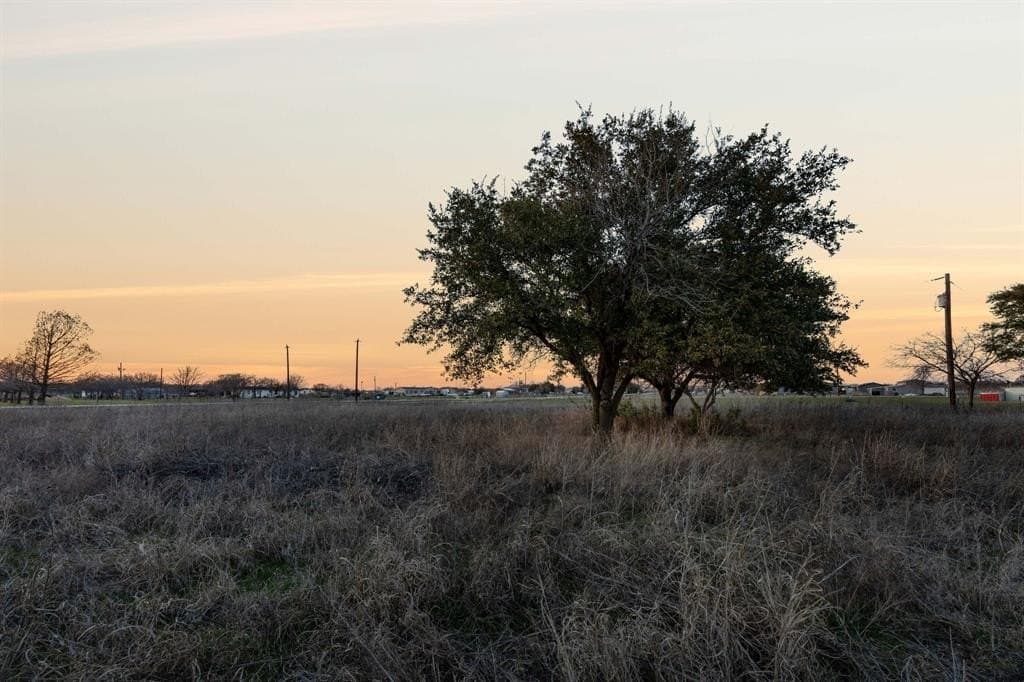 5 acres in Denton County - photo 9