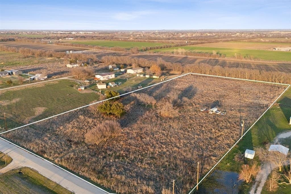 5 acres in Denton County - photo 7