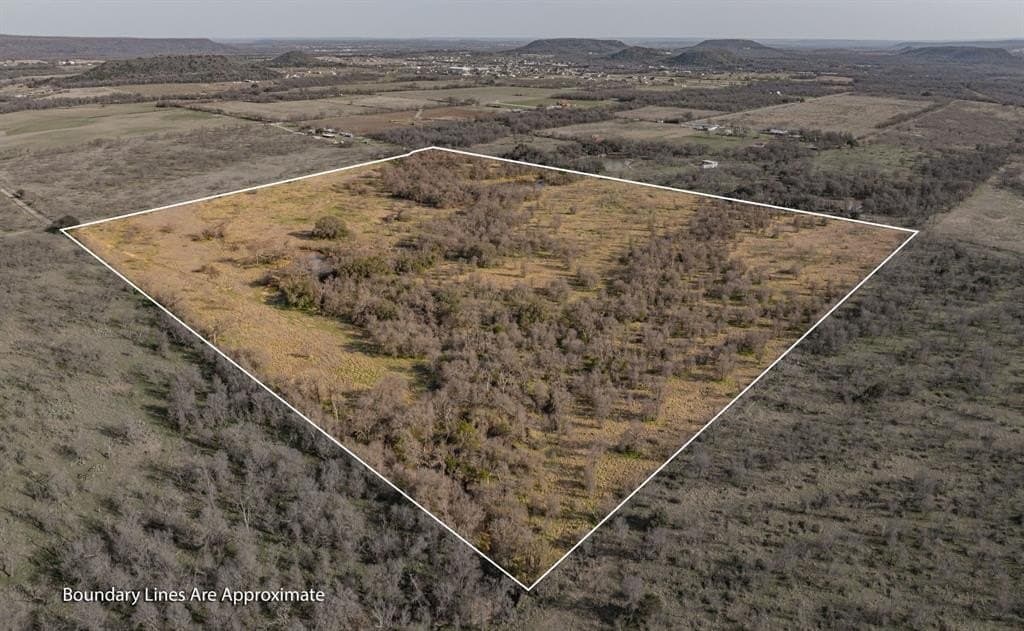 46.92 acres in Palo Pinto County - photo 2