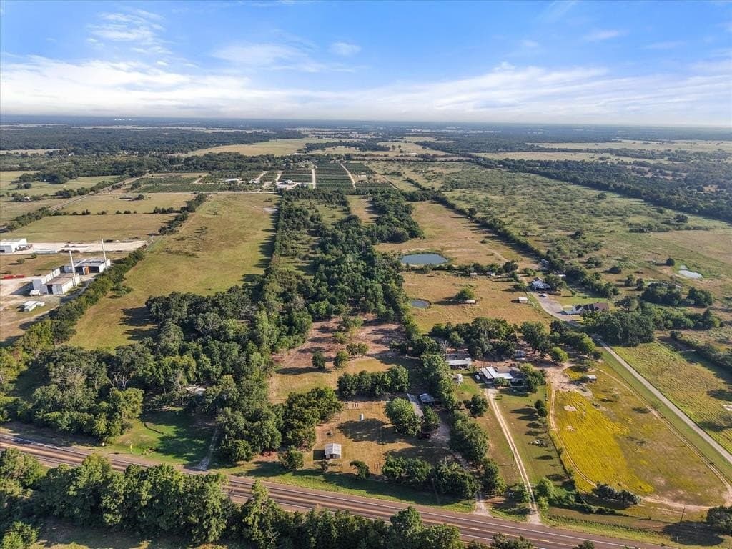 19.84 acres in Freestone County - photo 38