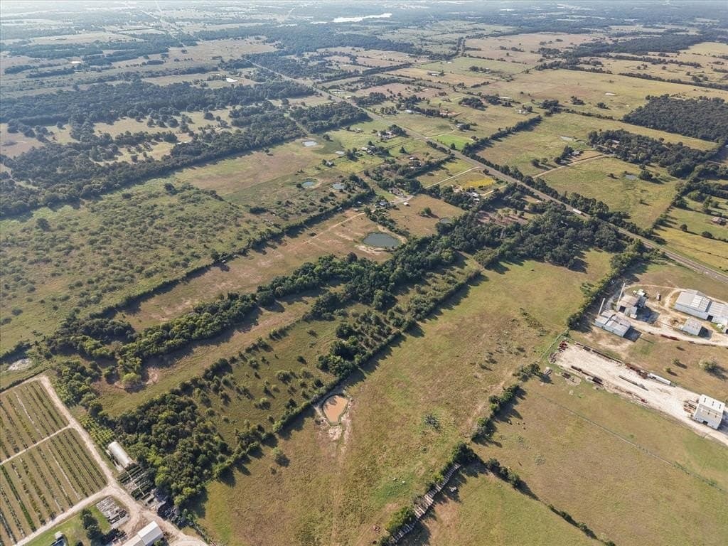 19.84 acres in Freestone County - photo 34