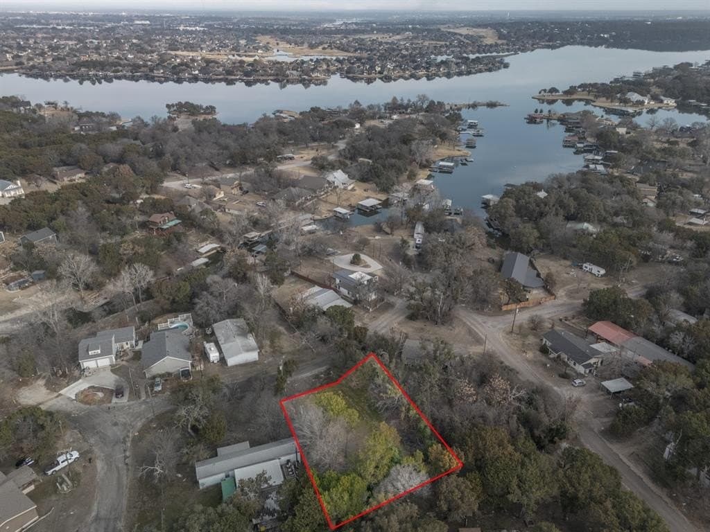 0.05 acres in Hood County - photo 5