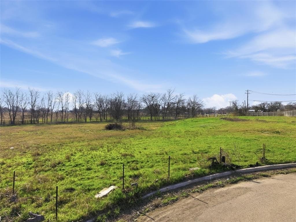 1.31 acres in McLennan County - photo 9