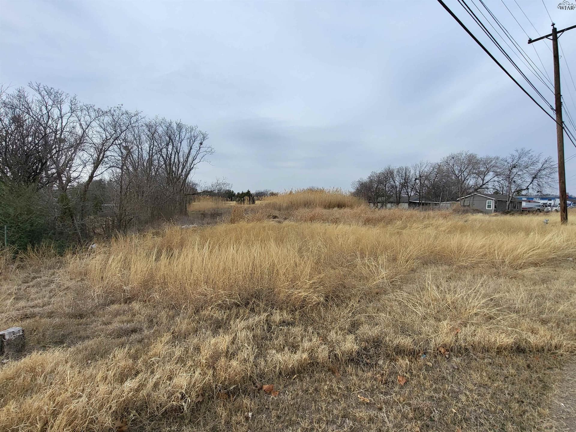 3 acres in Wichita County - photo 4