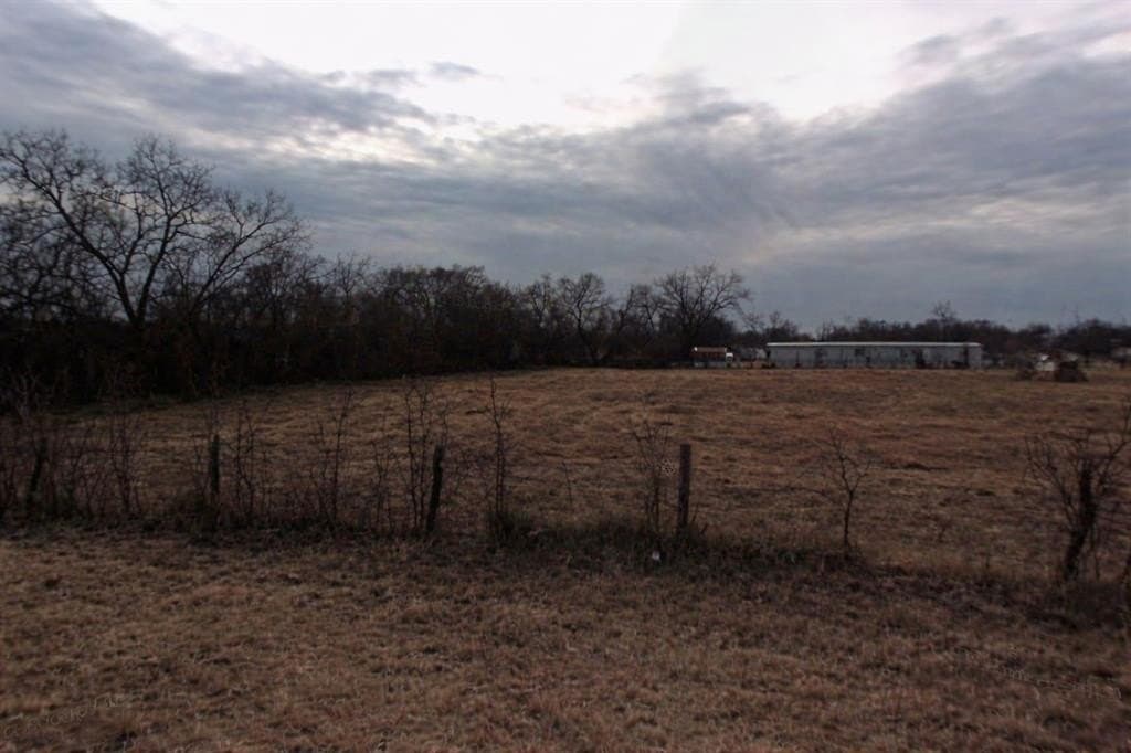 0.25 acres in Hunt County - photo 5