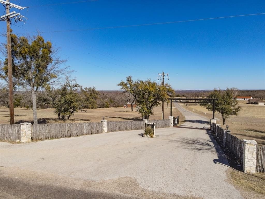 160 PRIVATE Road 2161