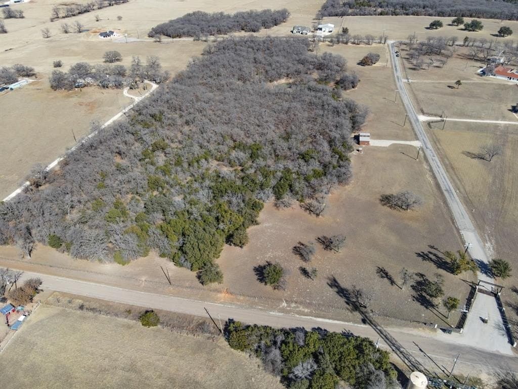 16.96 acres in Bosque County - photo 25
