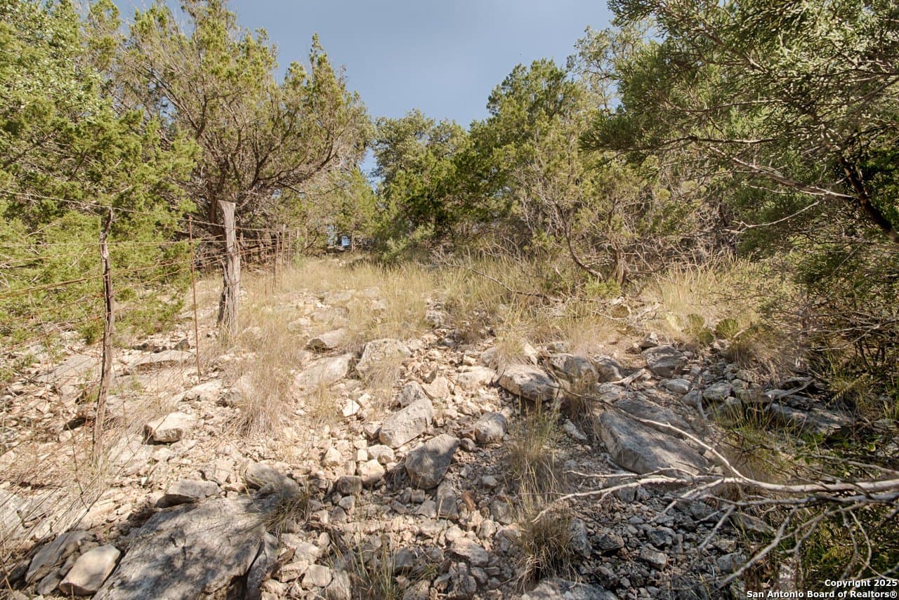 20 acres in Kimble County - photo 20