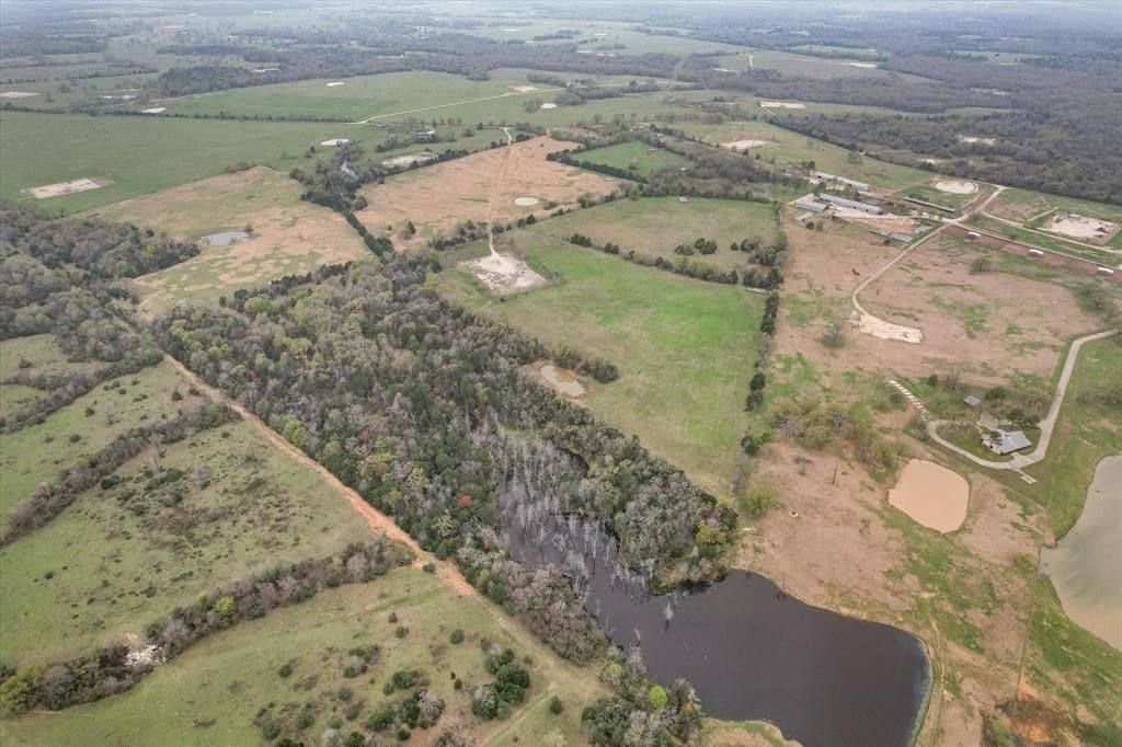 57.77 acres in Freestone County - photo 10