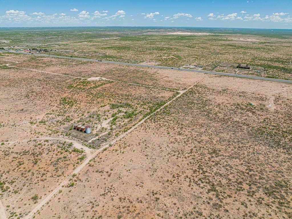 100 acres in Ector County - photo 33