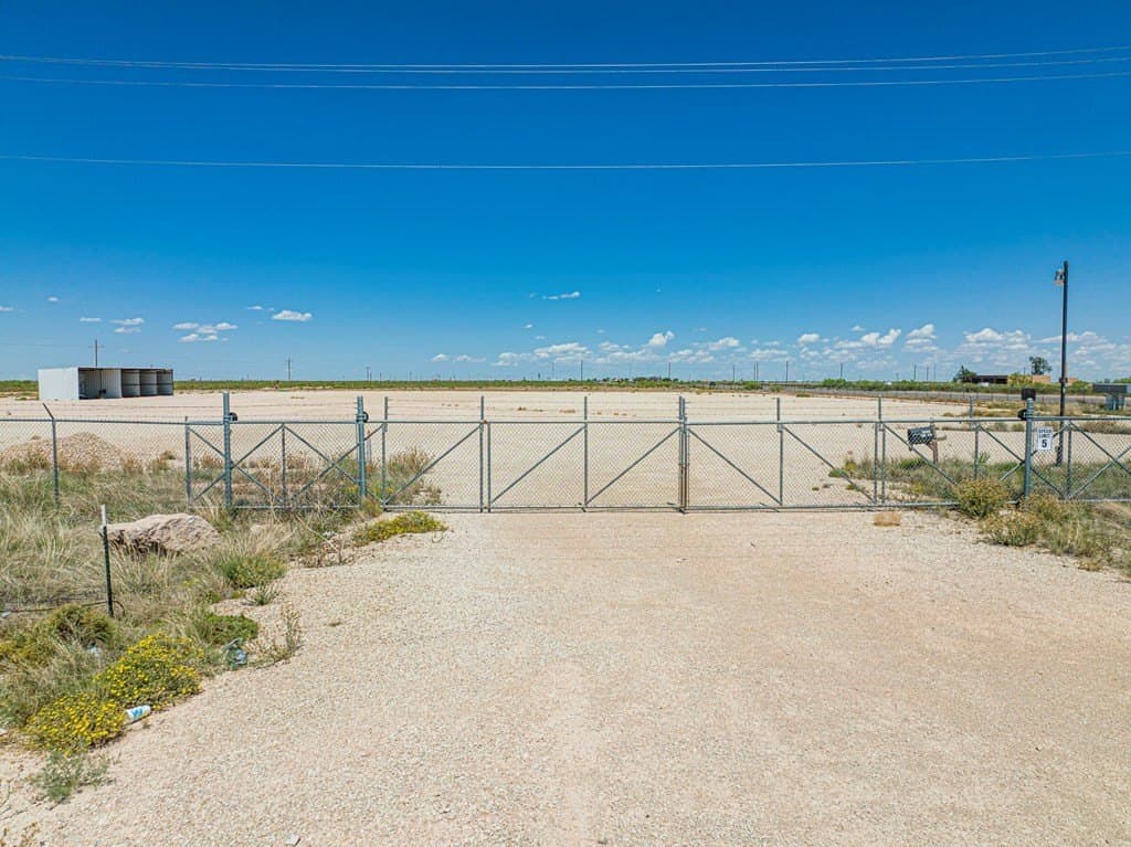 100 acres in Ector County - photo 38