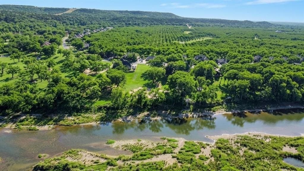 0.86 acres in Johnson County - photo 2