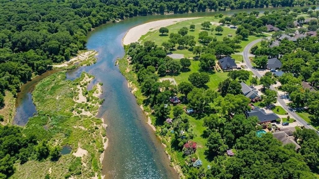 0.86 acres in Johnson County - photo 9