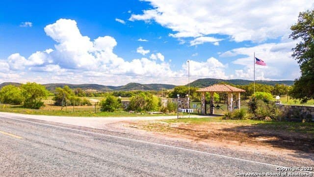 53.98 acres in Bandera County - photo 10