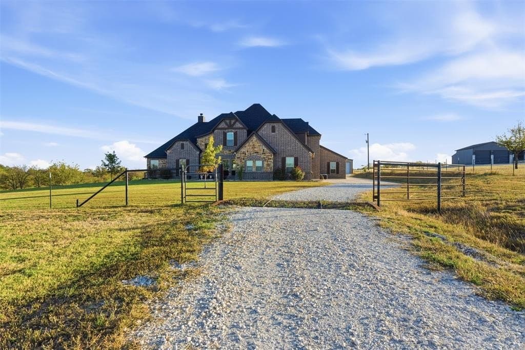 10 acres in Denton County - photo 3