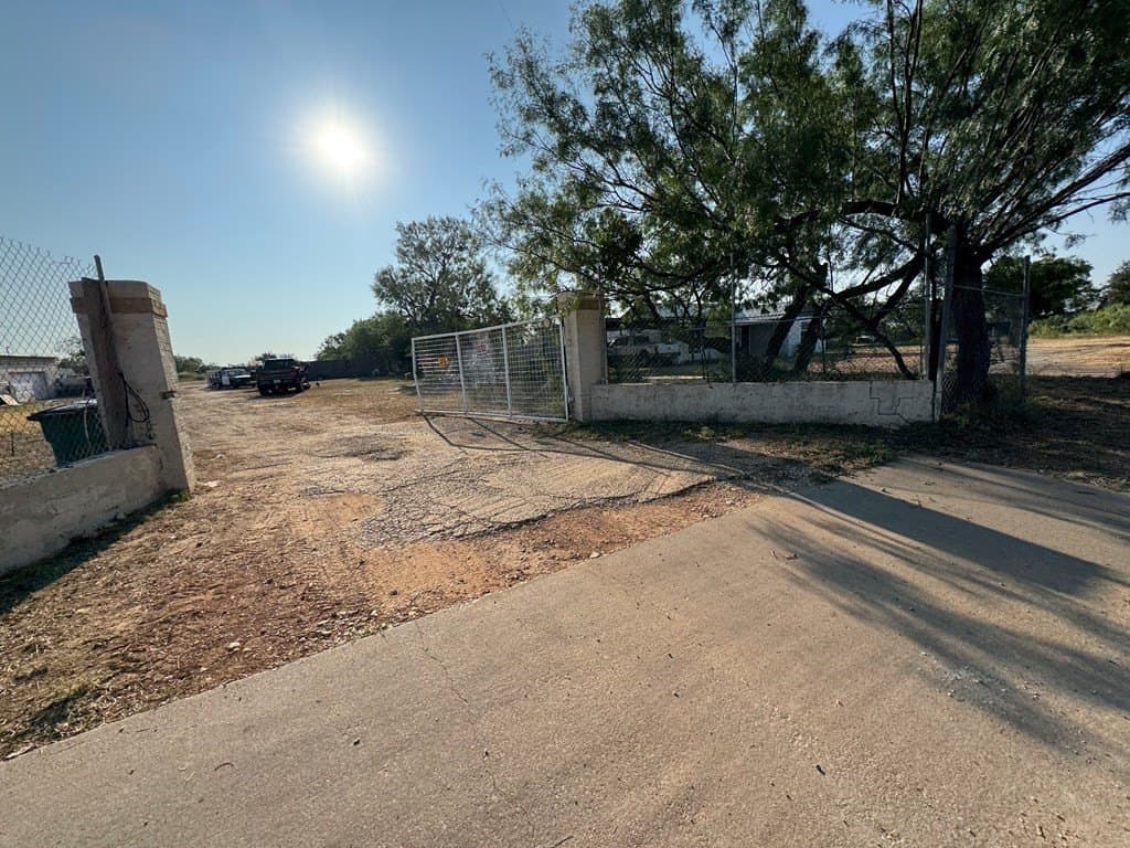 2 acres in Tom Green County - photo 38