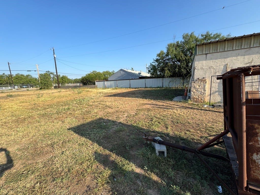 2 acres in Tom Green County - photo 35