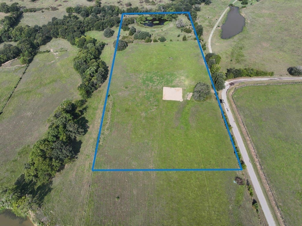 10 acres in Van Zandt County - photo 10