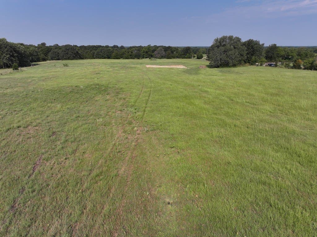 10 acres in Van Zandt County - photo 2