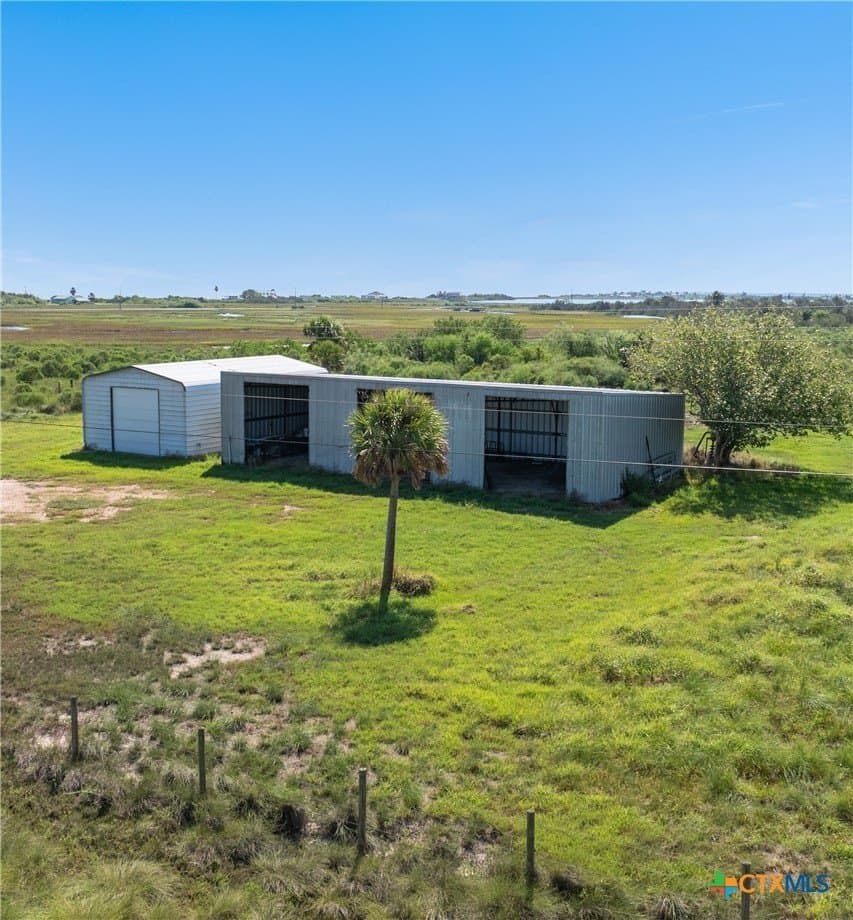 199 acres in Calhoun County - photo 39
