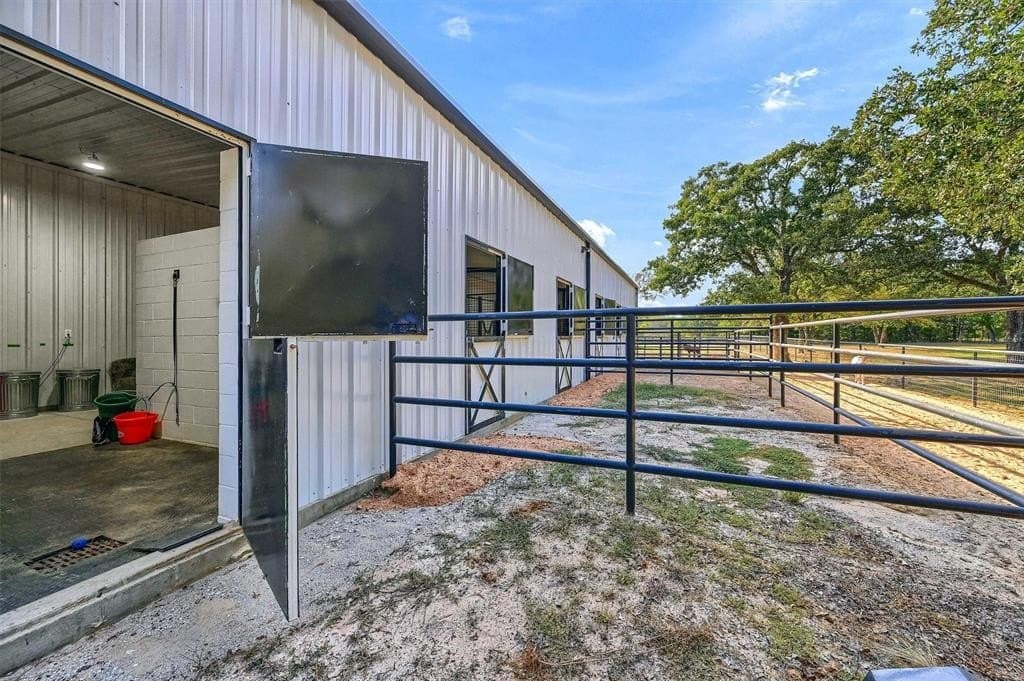 61.15 acres in Cooke County - photo 39