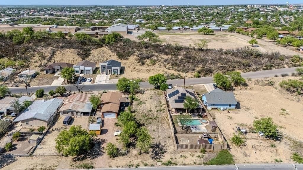 0.18 acres in Maverick County - photo 3