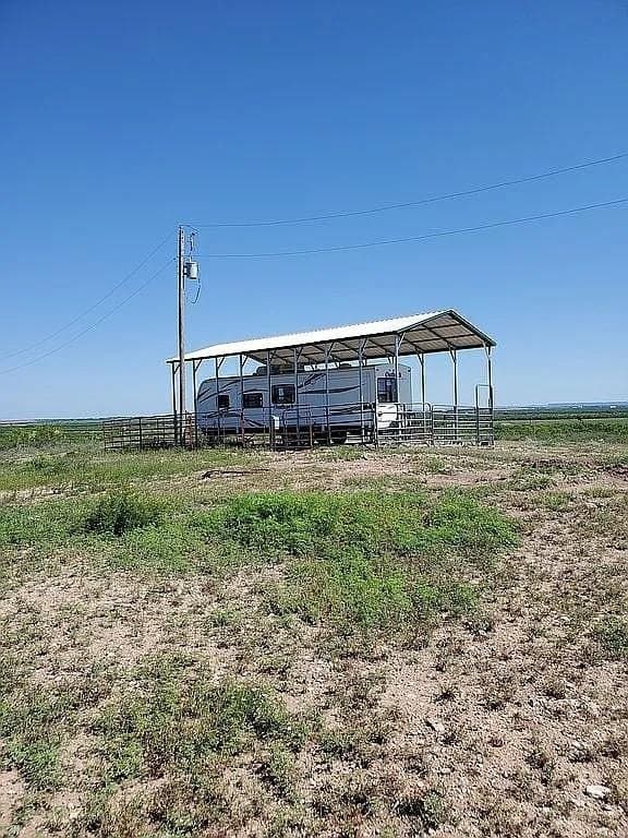 80 acres in Jones County - photo 5