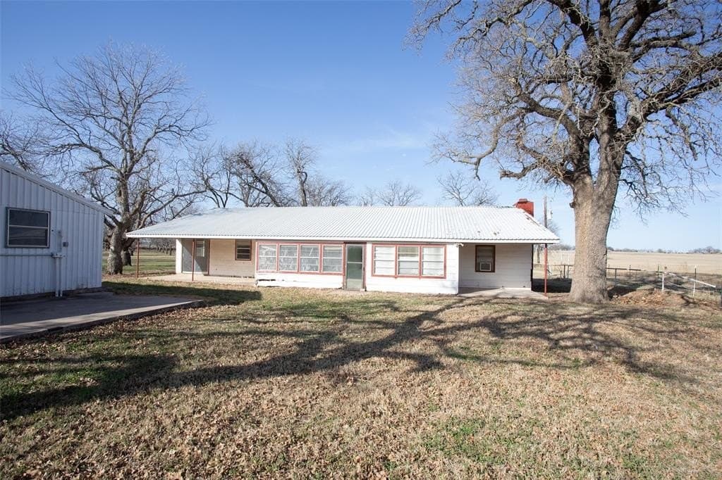20 acres in Young County - photo 8