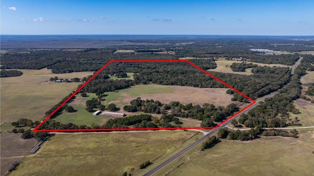 158.8 acres in Anderson County - photo 3