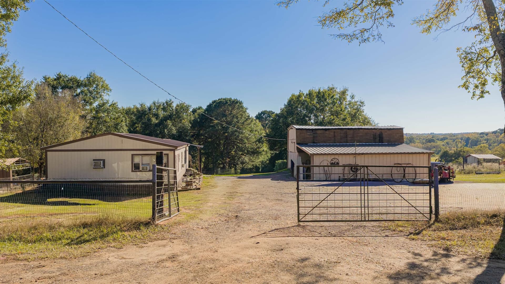 12.2 acres in Smith County - photo 4