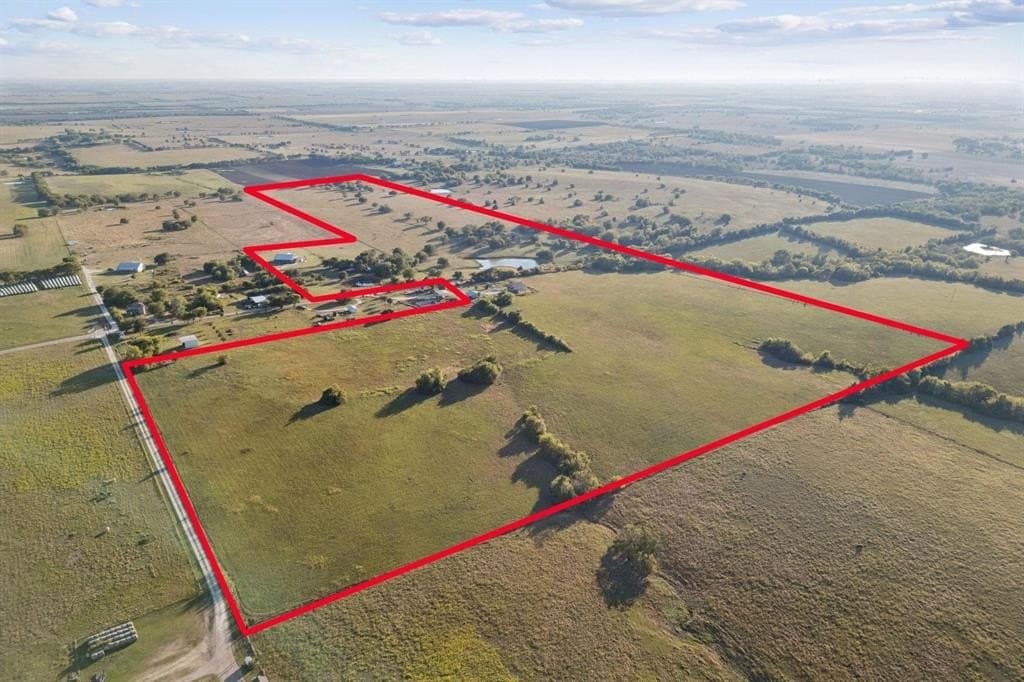 71 acres in Cooke County - photo 2