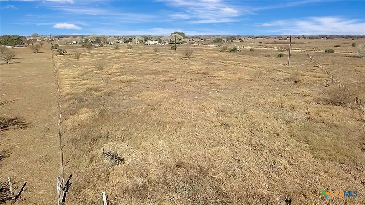 6.67 acres in Victoria County - photo 12