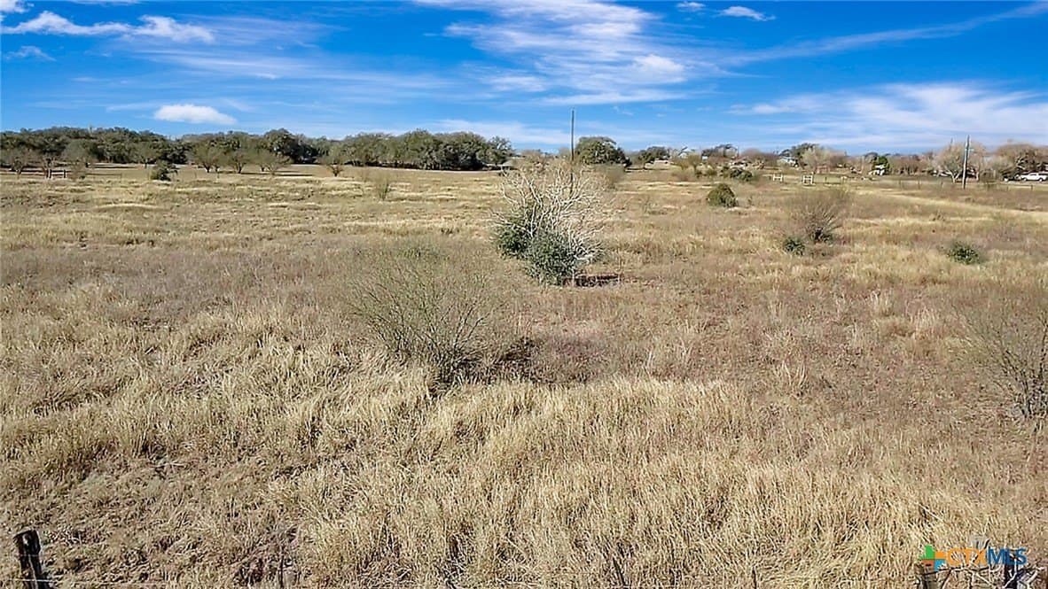 6.67 acres in Victoria County - photo 16