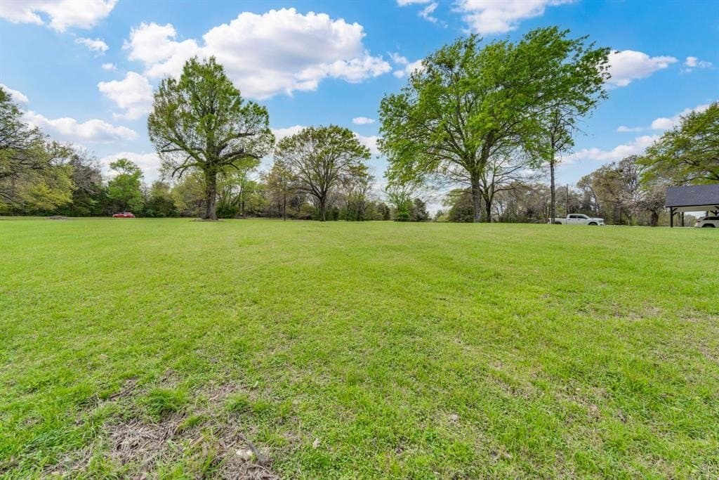 1.09 acres in Navarro County - photo 8