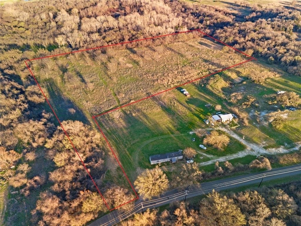10 acres in Parker County - photo 4