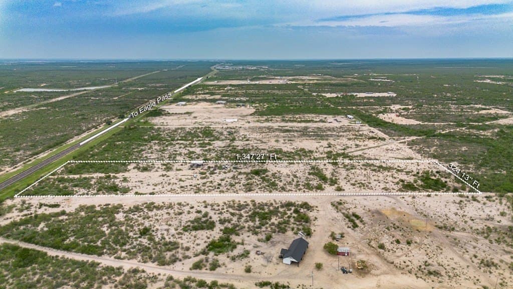 10 acres in Maverick County - photo 3