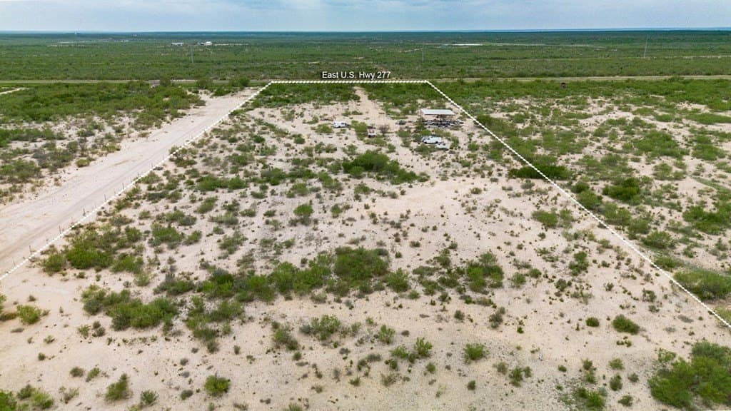 10 acres in Maverick County - photo 13