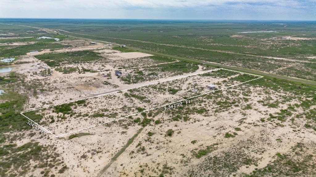 10 acres in Maverick County - photo 6