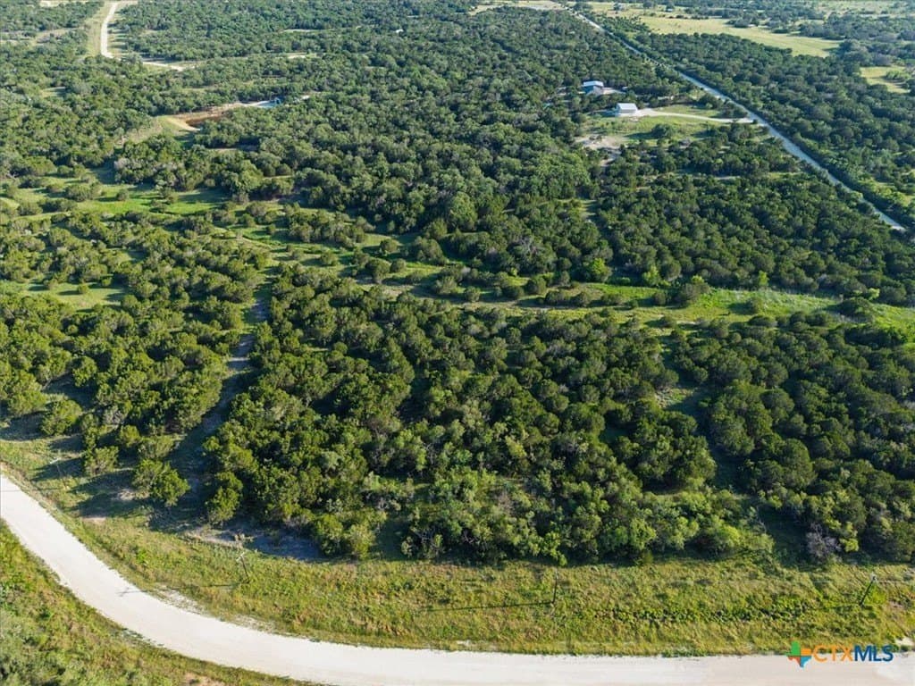 10.01 acres in Hamilton County - photo 4