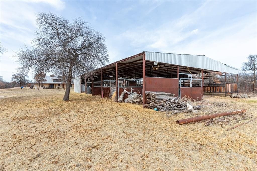 10 acres in Jones County - photo 33