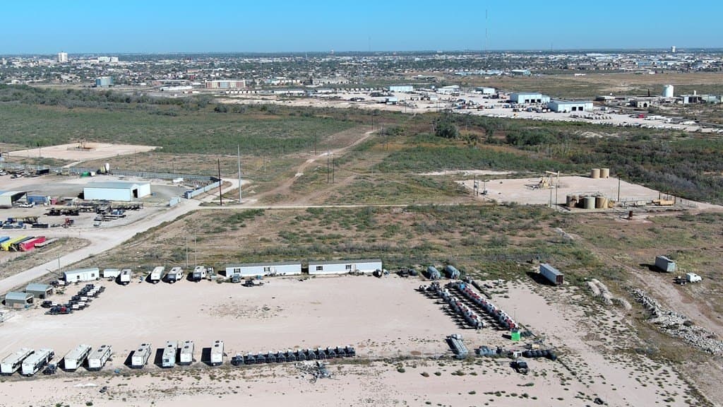 2 acres in Ector County - photo 4