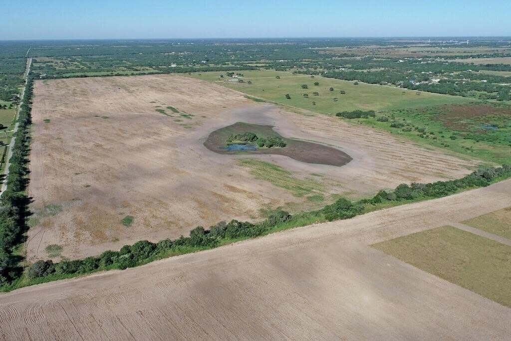 10 acres in Kleberg County - photo 3