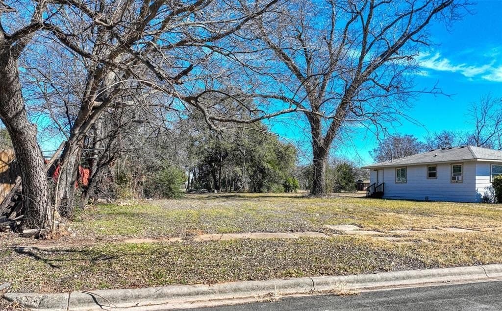 0.19 acres in McLennan County - photo 10