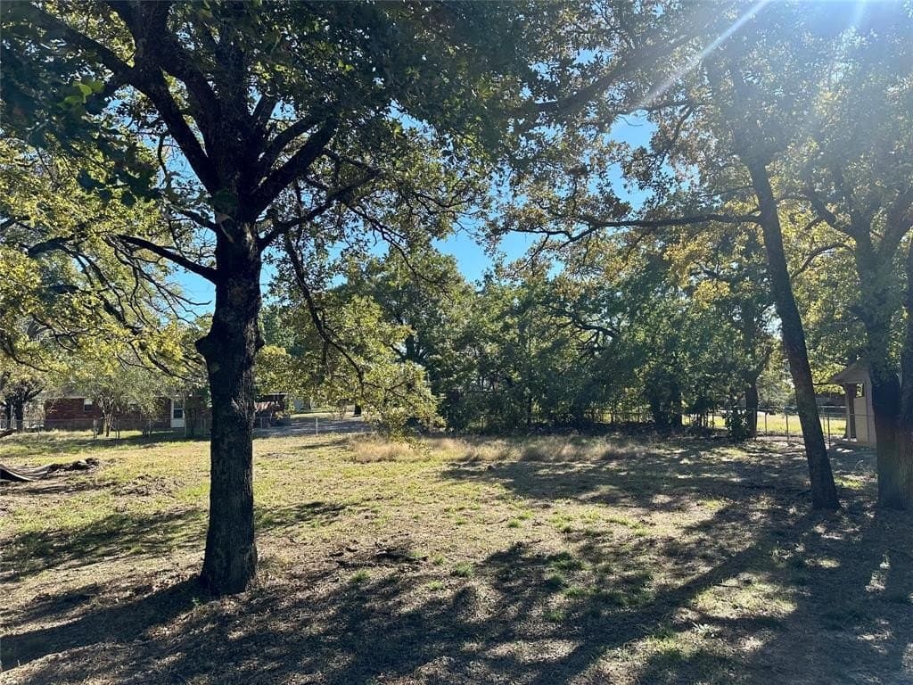 0.22 acres in Henderson County - photo 2