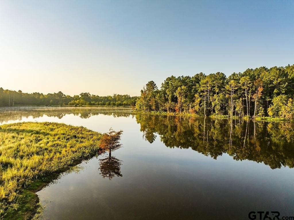0.52 acres in Smith County - photo 7