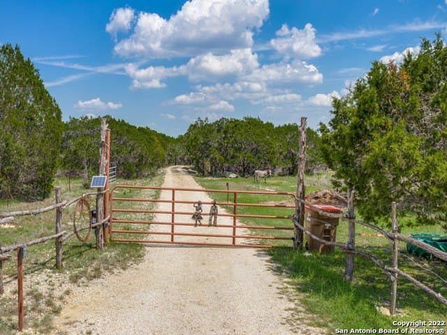 17.12 acres in Comal County - photo 27