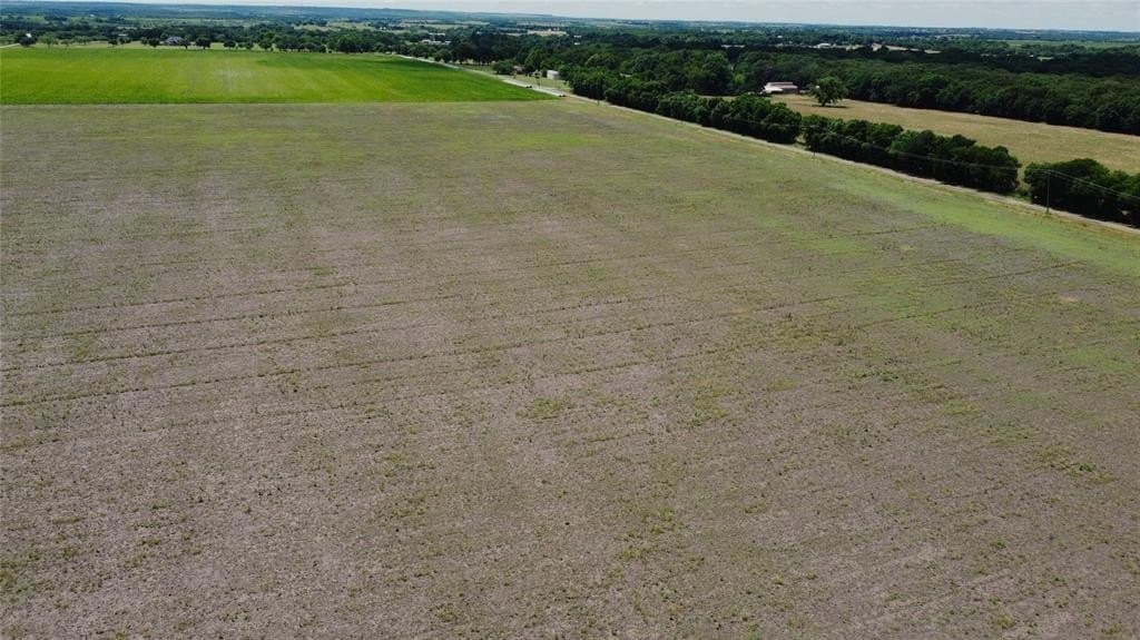 10 acres in Johnson County - photo 3